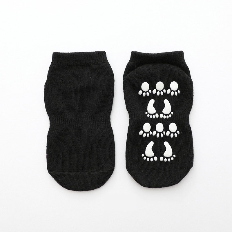 Custom Athletic Sports Cotton Polyester Grip Popular Anti Slip Trampoline Socks For Kids