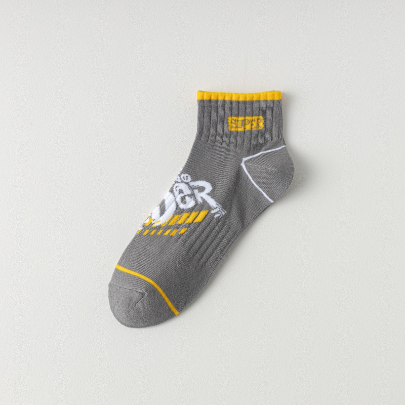 High quality OEM ankle cotton men fashion custom logo sock sport run