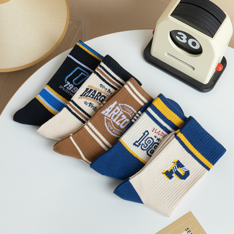 Custom Popular New Design Personality Jacquard Cotton Novelty Crew Funny Socks