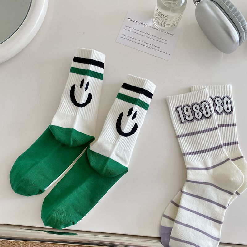 Ribbed knitted sport custom logo street wear cotton socks men