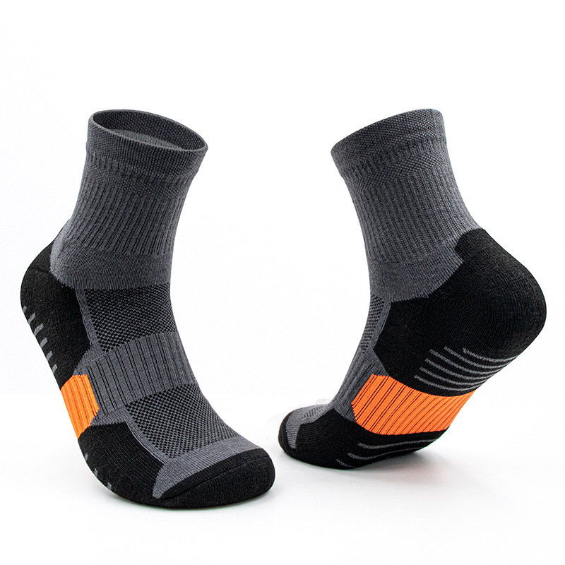 Custom crew elite training men compression cushion running athletic socks