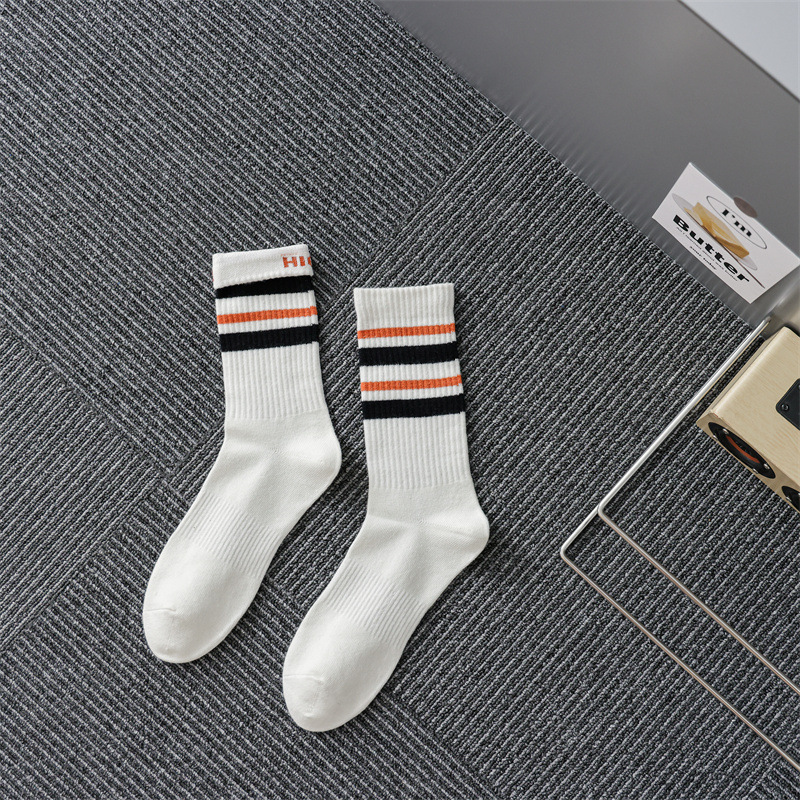 Fashion comfortable sports basketball unisex socks black trade socks custom-副本