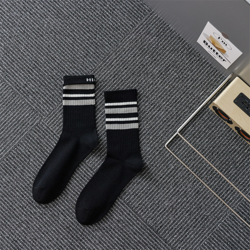 Fashion comfortable sports basketball unisex socks black trade socks custom