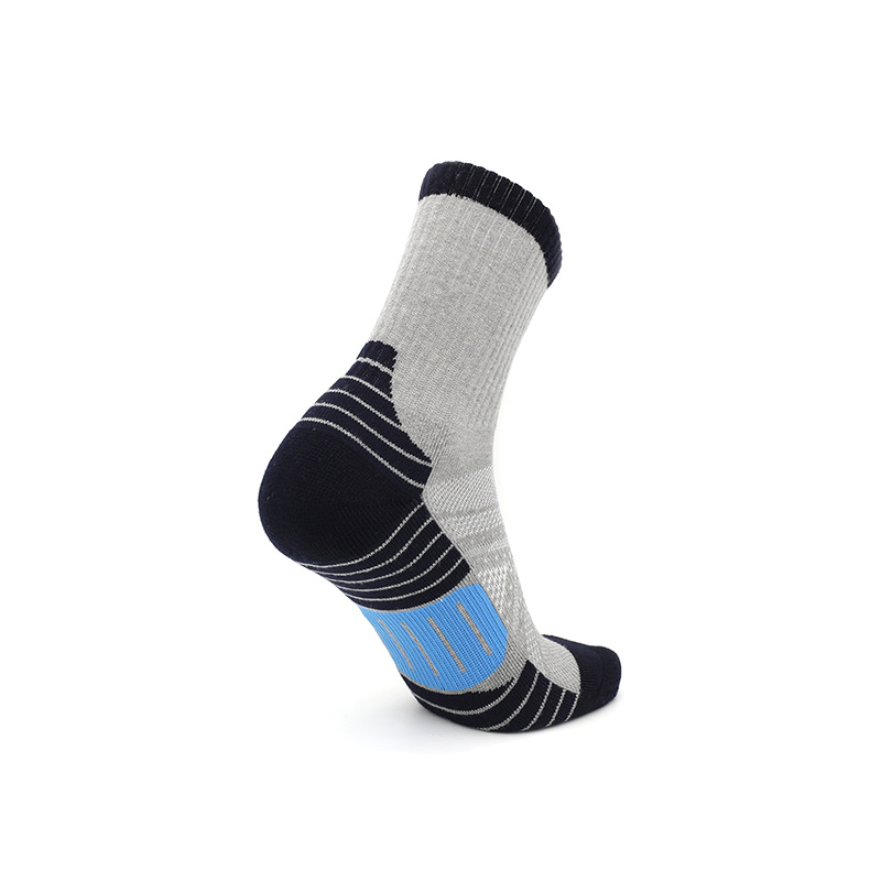 Factory Wholesale Basketball Merino Wool Men Hiking Mid Tube Thermal Socks