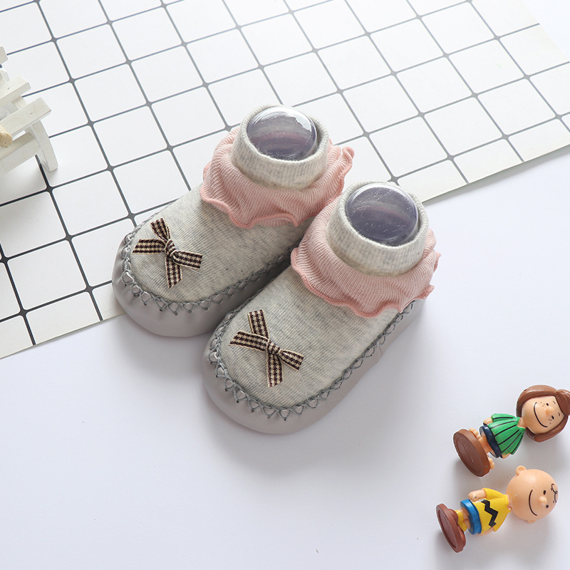 Factory Directly China Cheap Home Infant Custom Animal Prints Baby Booties sock shoes for kids with rubber sole for kids