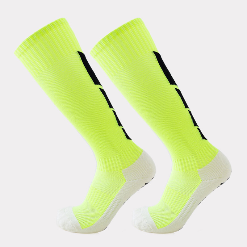 Customize soccer grip socks hot sale football breathable knee soccer socks with detail logo