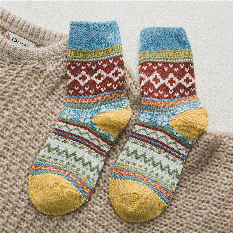 Wholesale Ethnic Style Casual Soft Cashmere Socks Winter Women Crew Thick Wool Socks